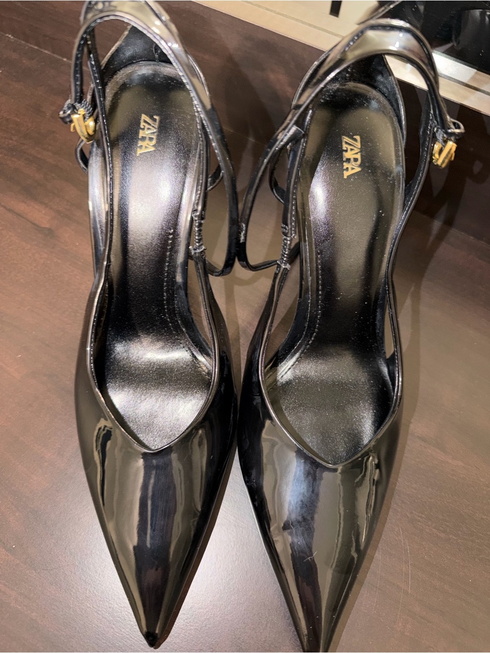 Zara Black Patent Pointed Slingback Pumps - Size 40